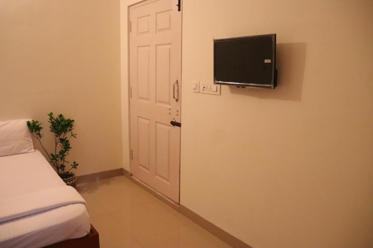 Coorg Nature Breeze Home Stay 马迪凯里 外观 照片