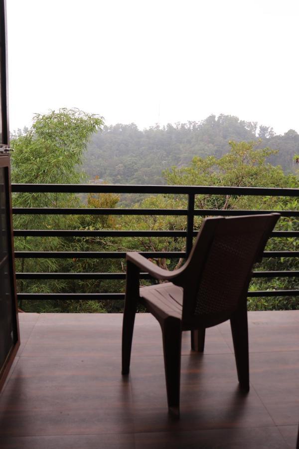 Coorg Nature Breeze Home Stay 马迪凯里 外观 照片