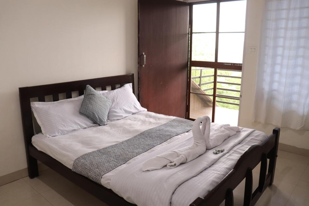 Coorg Nature Breeze Home Stay 马迪凯里 外观 照片