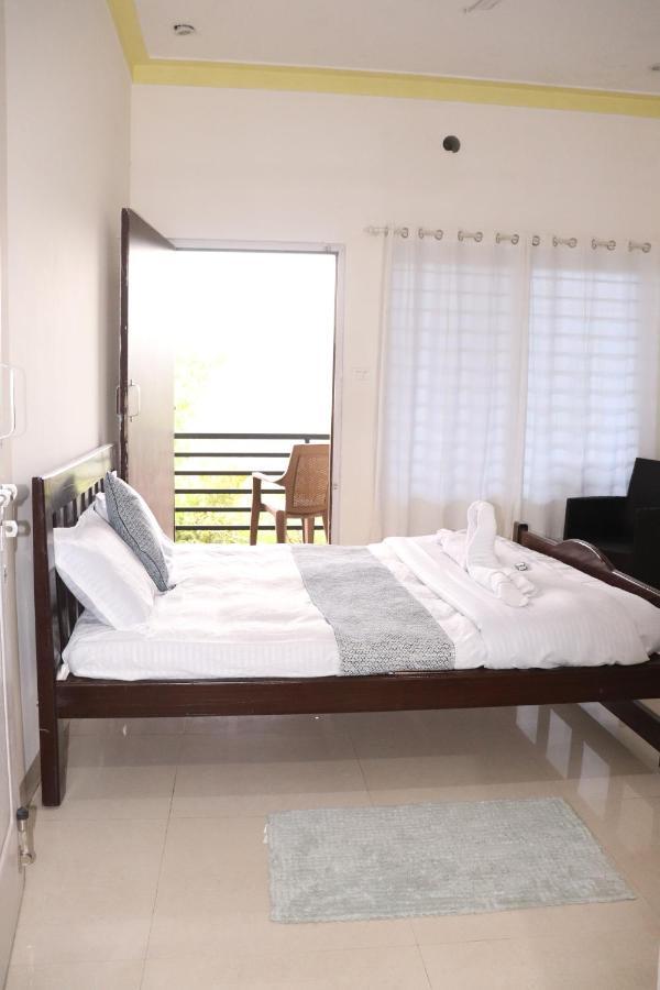 Coorg Nature Breeze Home Stay 马迪凯里 外观 照片