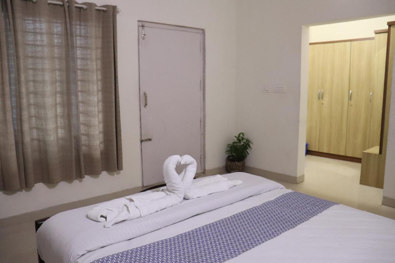 Coorg Nature Breeze Home Stay 马迪凯里 外观 照片