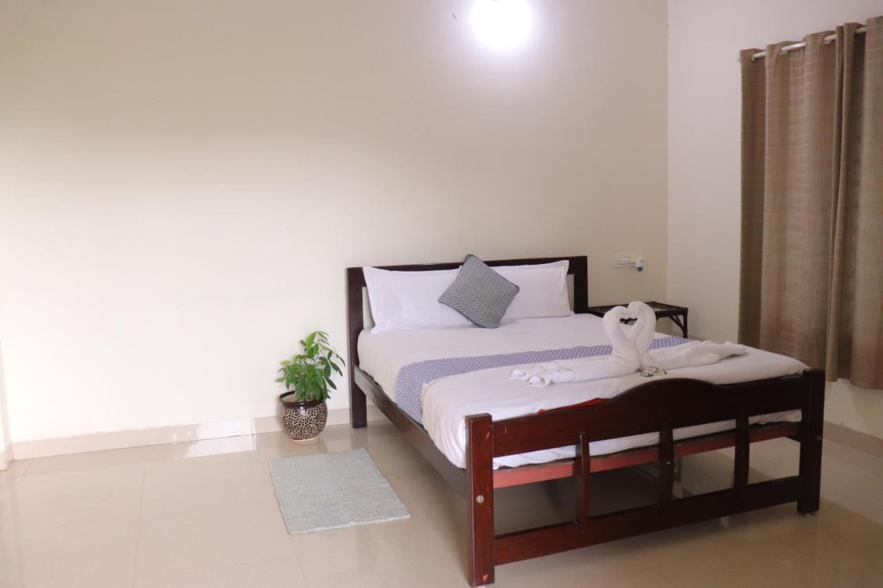 Coorg Nature Breeze Home Stay 马迪凯里 外观 照片